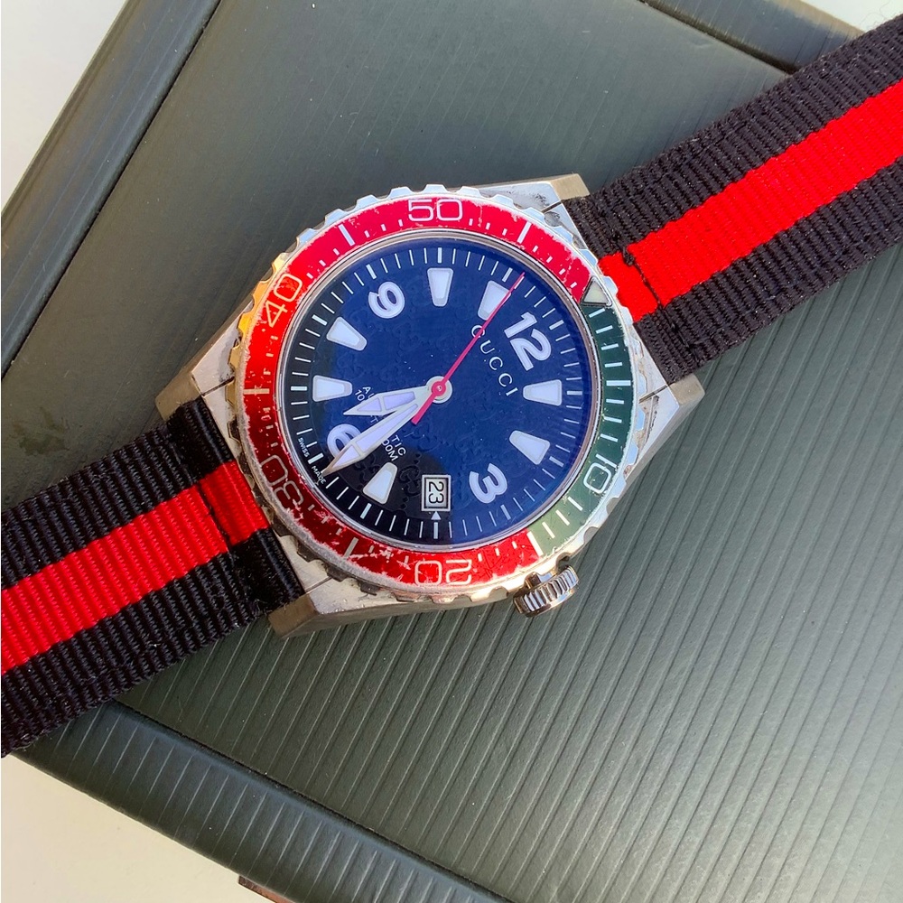 Mens authentic GUCCI AUTOMATIC watch❤️🖤🤍 - Picture 2 of 14